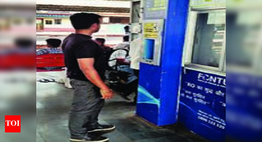 Railways' water vending machines run dry Nashik News Times of India