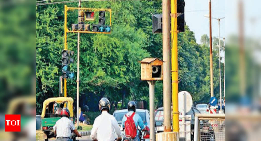 Smart traffic signal system fails to work Chandigarh News Times of