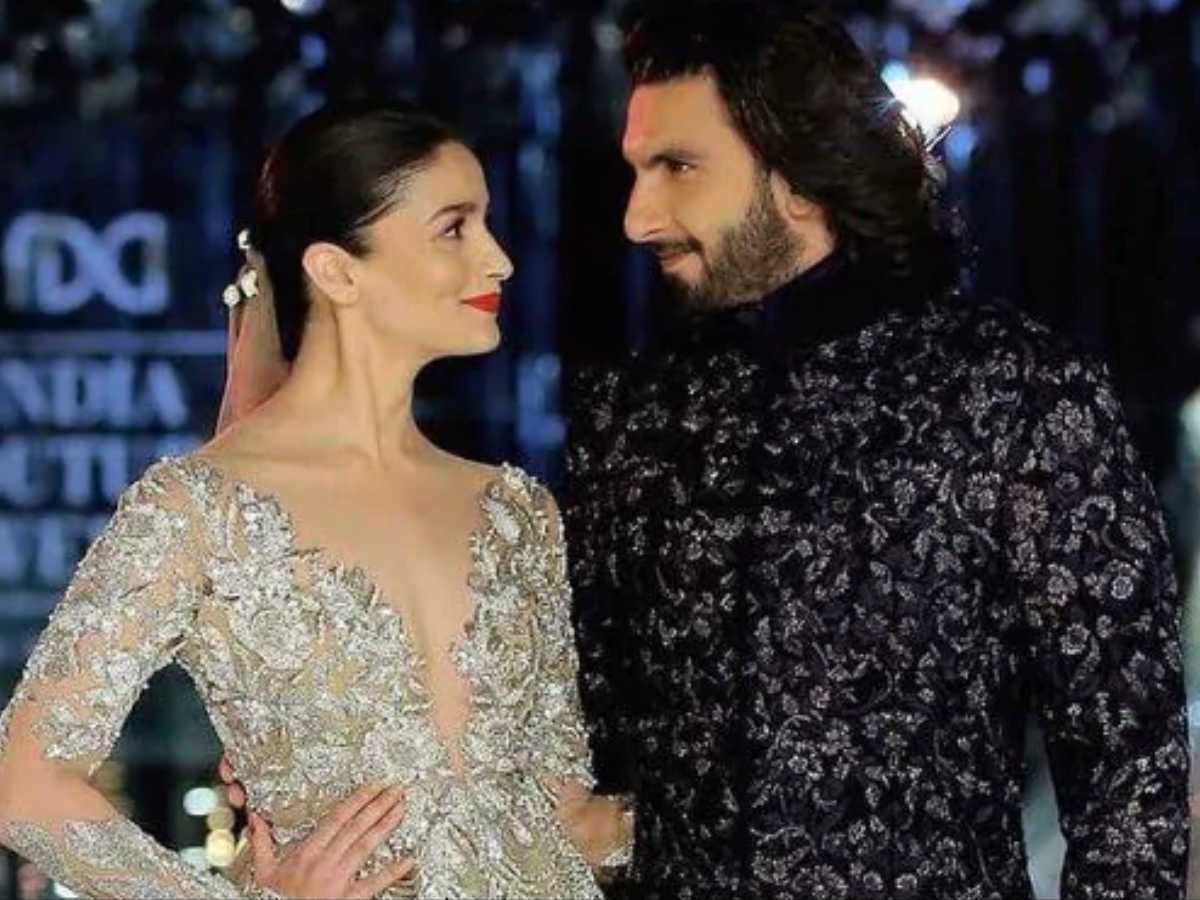 Ranveer Singh and Alia Bhatt roped in for their third film together? | Hindi Movie News - Times of India