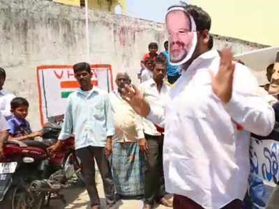 Lok Sabha elections: Out of the box ideas to strike a chord with voters