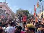 Priyanka Gandhi holds mega roadshow in Saharapur 