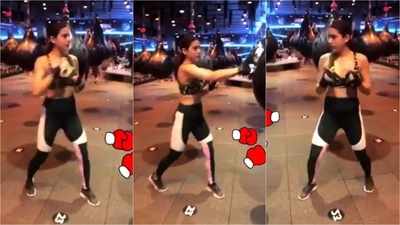 Sara Ali Khan sweats it out in sports bra and yoga pants before