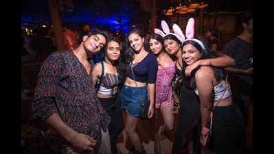 Poll liquor ban: Easter parties look for way out