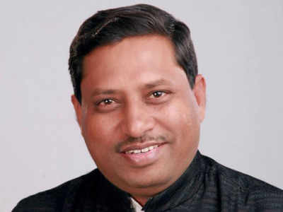UP: NCSC chairman Ram Shankar Katheria booked for assaulting policeman and violating model code of conduct in Etawah