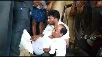 AP elections 2019: Andhra Pradesh Speaker Kodela Sivaprasad Rao attacked