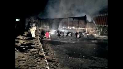 Two killed as trucks collide near Deesa