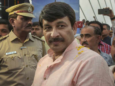 700 join BJP in online session with Manoj Tiwari