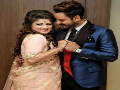 Tollywood’s latest pair Shaheb-Srabanti dazzle in latest pictures