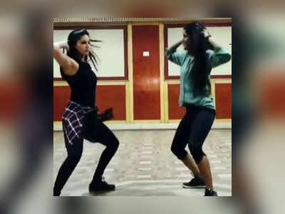 Sunny Leone dances to Sapna Choudhary's 'Teri Aankhya Ka Yo Kajal' in a viral video