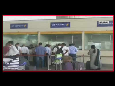 Many passengers left stranded as Jet Airways cancelled international flights