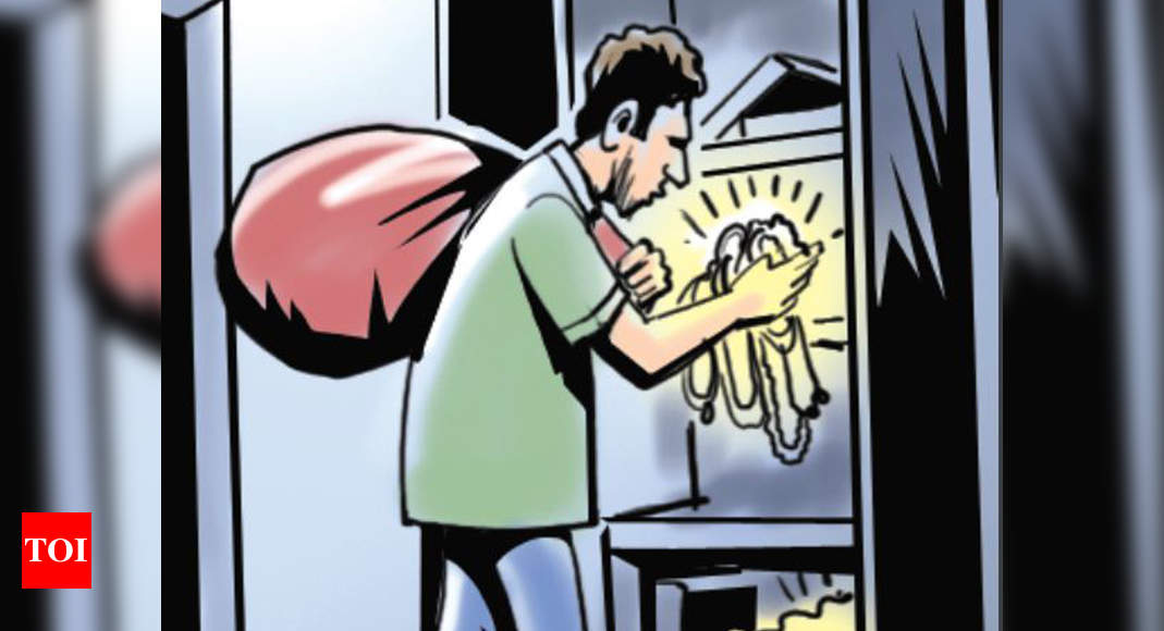 Cash, jewellery worth Rs  lakh stolen in Patna | Patna News - Times of  India