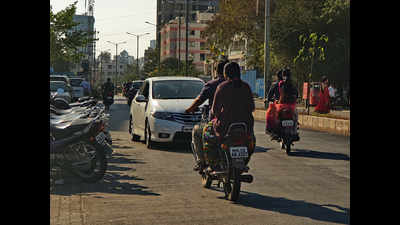 Motorists on wrong side of law along Ahmednagar Road