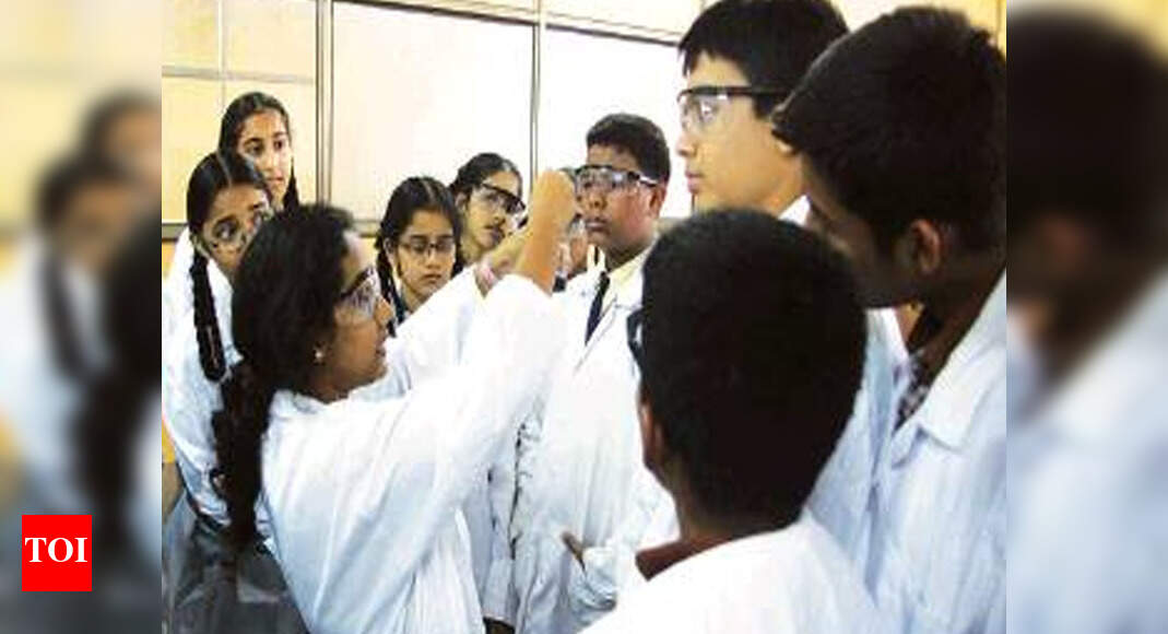 In schools, IITGoa fosters science love Goa News Times of India