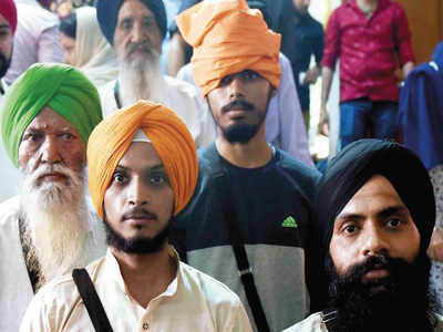 Sharing nectar, Sikhs vow to follow Khalsa code of honour | Lucknow ...