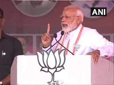 'Jan Sailaab' at PM's Mangaluru rally leaves Narendra Modi stumped