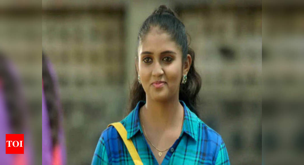 Sairat Star Rinku Rajguru On Handling Fame Dreaming Big And Passing Exams Marathi Movie