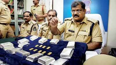 1 kg gold, 30 kg silver seized at Secunderabad railway stn