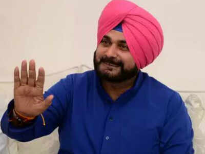 EC to serve notice on Navjot Singh Sidhu for ‘united Muslim vote’ call