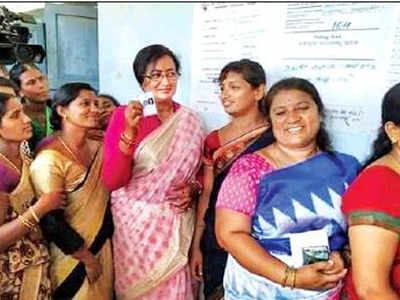 Women push up Mandya turnout to a surprise 80%