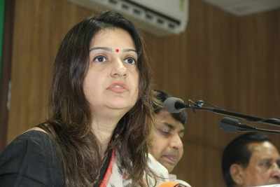 Did Priyanka Chaturvedi quit Cong over denial of Lok Sabha ticket or threat to family?