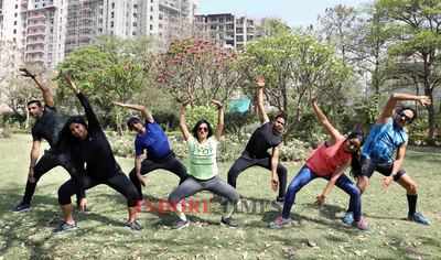 Running, crossfit, yoga asanas – all in one session...