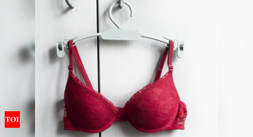 Here's Why Wearing Bra May Not be Crucial for Breast Health, Explains  Doctor - News18
