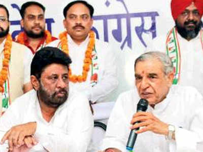 Chandigarh AAP general secretary Satish Machal joins Congress