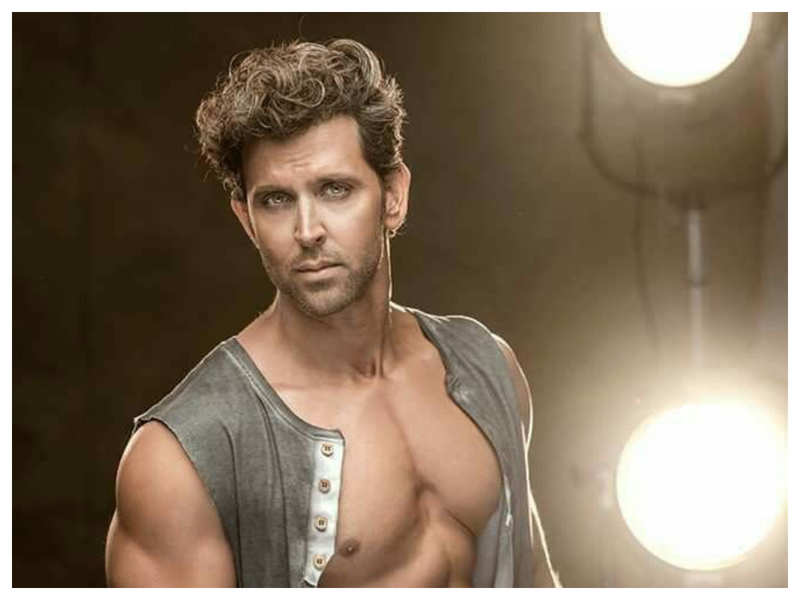Watch: Hrithik Roshan&#39;s latest workout video will drive away your Monday  blues | Hindi Movie News - Times of India