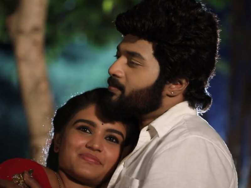 Sembaruthi written update, April 21, 2019: Adithya comforts Parvathy ...