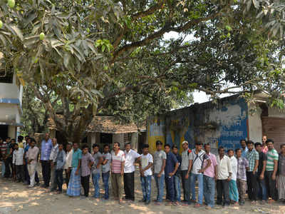 As BJP, TMC dive deep, Congress bastion Malda sees battle for Muslim votes