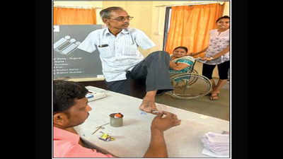 Gujarat: Disabilities don’t come in the way of duty