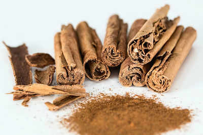 Lose weight with these easy cinnamon (dalcheeni) concoctions