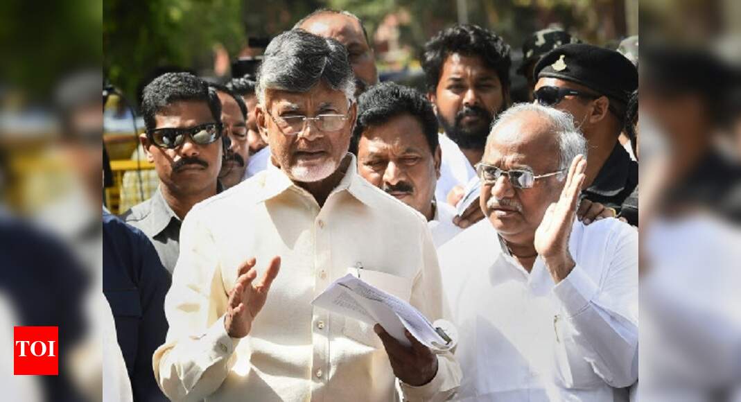 Opposition moves SC to review order, hike VVPAT slip count