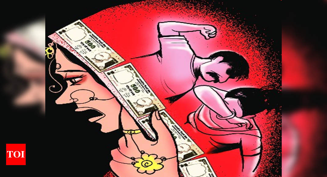 Woman Killed Over Dowry 5 Booked Bareilly News Times Of India 0193