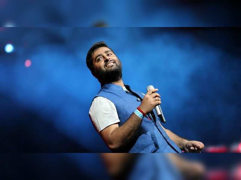 Which film sees Arijit Singh making his debut as a filmmaker? | Bengali  Movie News - Times of India