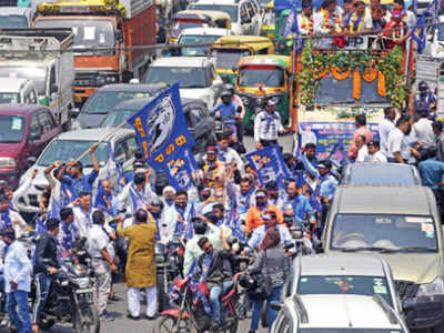 Victory or not, BSP netas keep blue banner aloft for Ambedkar