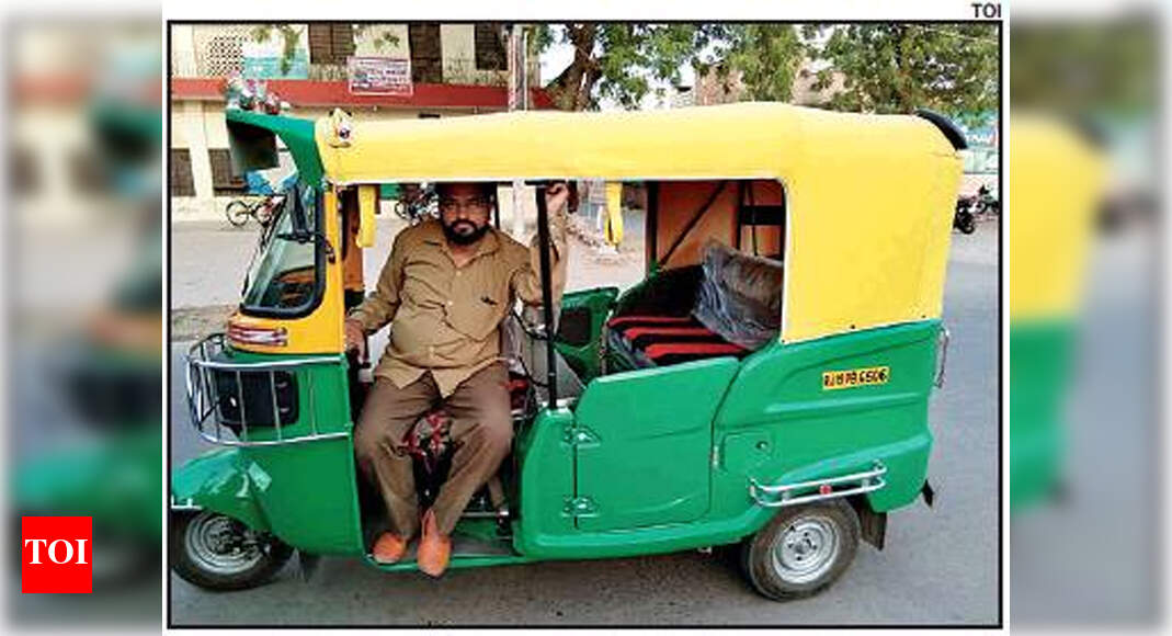 This autorickshaw driver spends only Rs 1,200 for his campaign in ...