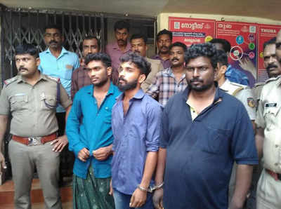 Alapphuza: 3 arrested for ex-military man's murder | Kozhikode News ...