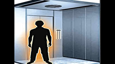 Six officials on election duty trapped in lift