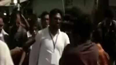 Clash erupts after Babul Supriyo visited polling booth in Asansol