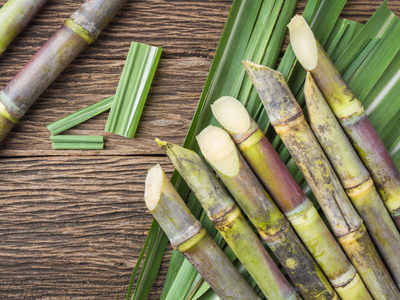 Here's how you can make sugarcane juice at home