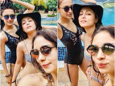 Kasautii Zindagii Kay's Hina Khan, Erica Fernandes and Pooja Banerjee hang out at the pool in stylish bikinis