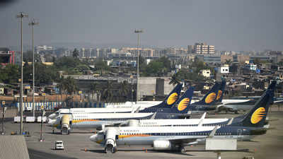 Vistara hires 100 pilots, 450 cabin crew from Jet Airways