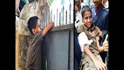 Thane: 11-year-old climbs gate to retrieve ball, slips, his hand gets impaled by spikes