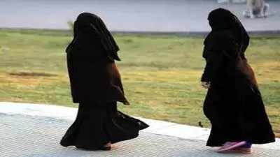 Shiv Sena wants to India to follow Sri Lanka, wants burqa ban