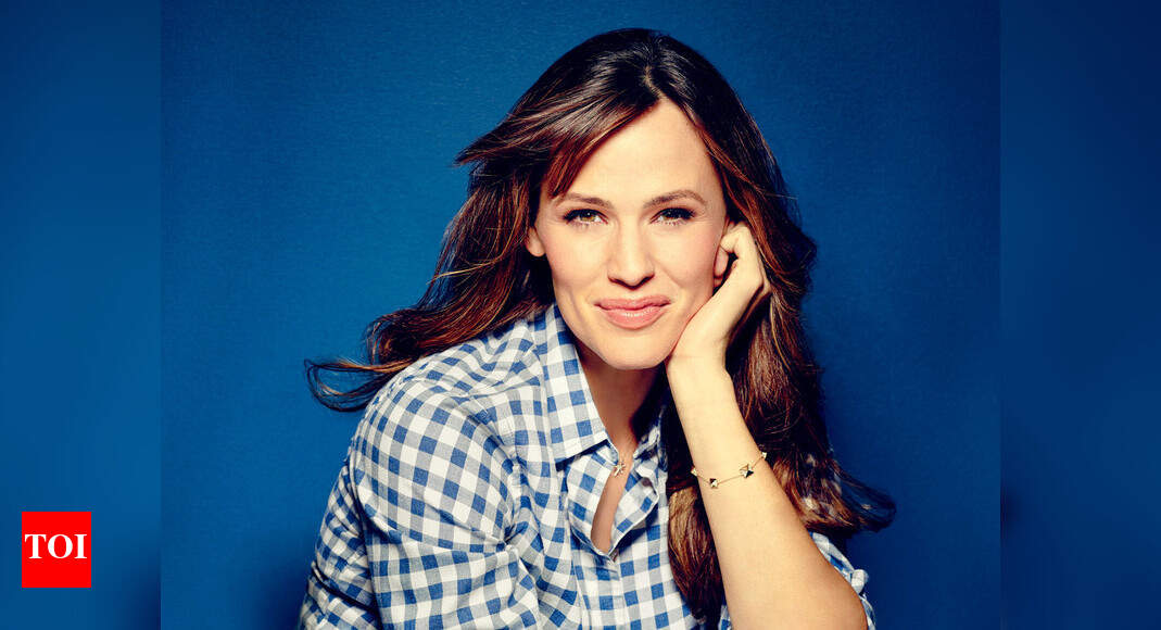 Jennifer Garner to star in 'Fantasy Camp' | English Movie News - Times