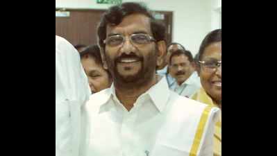 Andhra minister red-faced as officials boycott review meeting