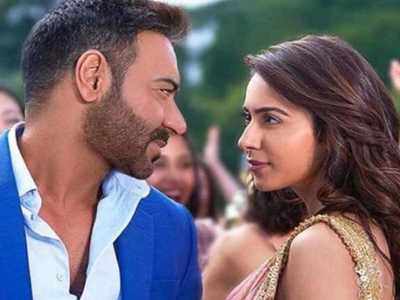 'De De Pyaar De' song 'Chale Aana': The heart touching song featuring Ajay Devgn and Rakul Preet Singh picturizes the pain of separation
