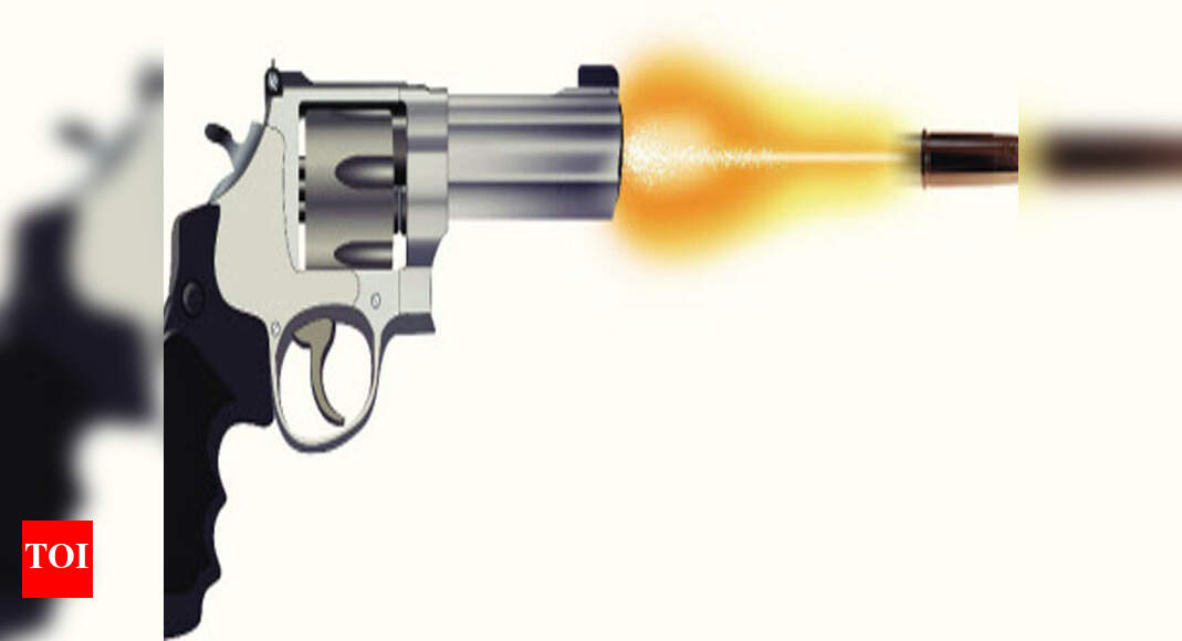 Gunman dies as revolver goes off | Chandigarh News - Times of India