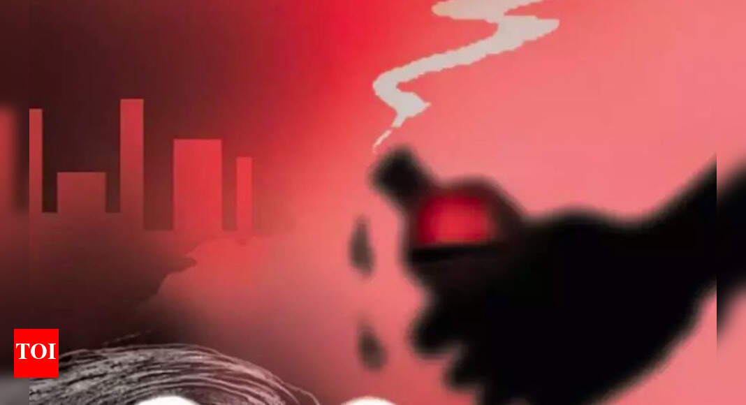 Man Throws Acid On Wife UP Man suffering from chicken pox throws acid